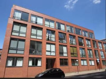 1 bedroom apartment for rent in Octahedron, George Street, Jew.