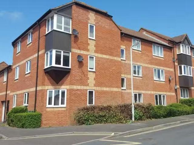 1 bedroom apartment for rent in Old Market Court, Glastonbury.