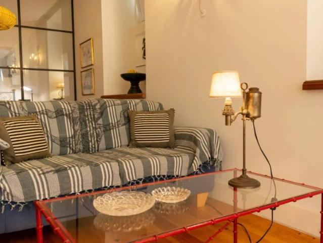 1 bedroom apartment for rent in Avenida da República, bills included