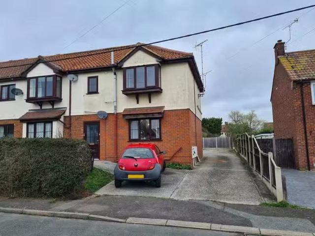1 bedroom apartment for rent in Alamein Road, Burnham on Crouc.
