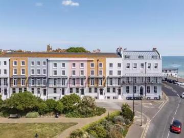 1 bedroom apartment for rent in Albion PLace, Ramsgate, CT11