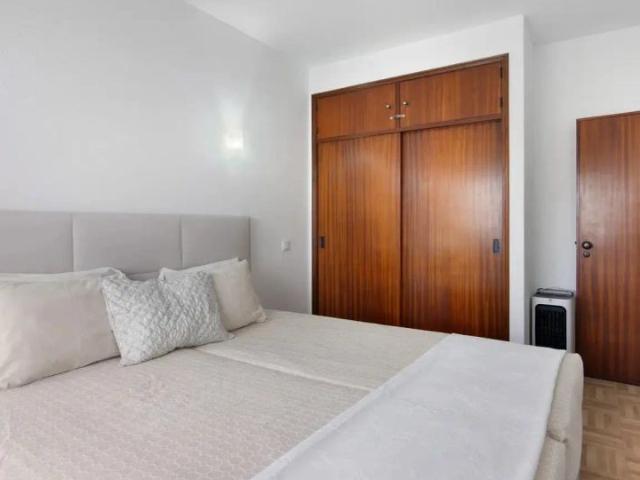 1 bedroom apartment for rent in Albufeira, bills included for couples