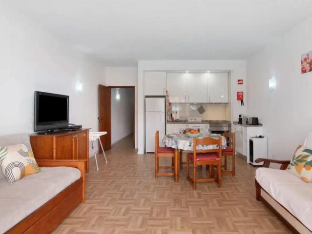 1 bedroom apartment for rent in Albufeira, bills included for couples