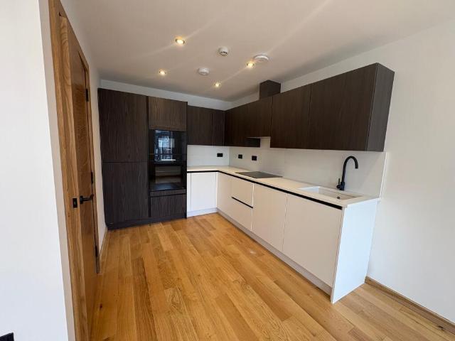 1 bedroom apartment for rent in Apt 11, The Market Place, New Market Street, Leeds, LS1 6DG, LS1