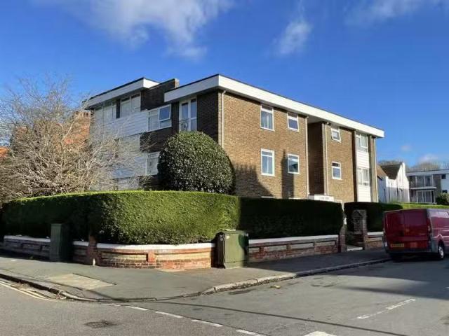 1 bedroom apartment for rent in Beach Road, Littlehampton, BN17