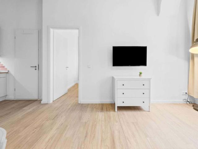 1 bedroom apartment for rent in Berlin, bills included
