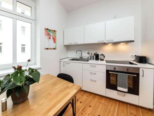 1 bedroom apartment for rent in Berlin, bills included