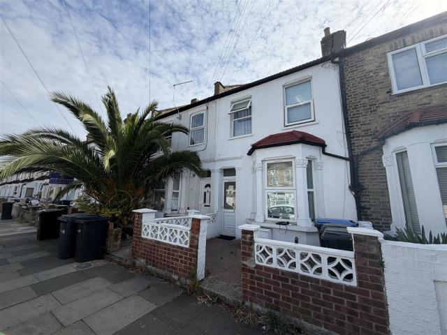 1 bedroom apartment for rent in Chiswick Road, Edmonton, N9