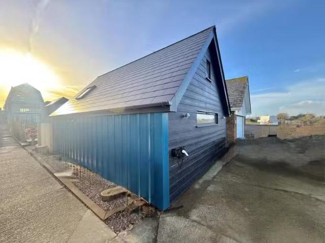 1 bedroom apartment for rent in Coast Road, Pevensey Bay, Peve.