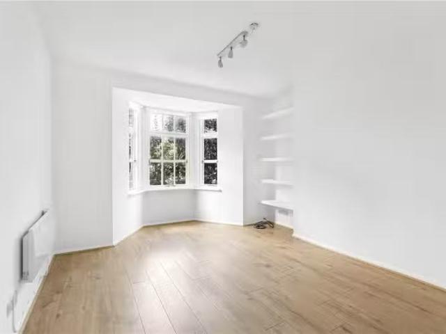 1 bedroom apartment for rent in Corfield Street, Bethnal Green.