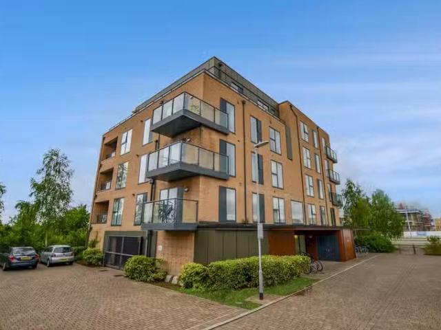 1 bedroom apartment for rent in Dakins House, Beech Drive, Tru.