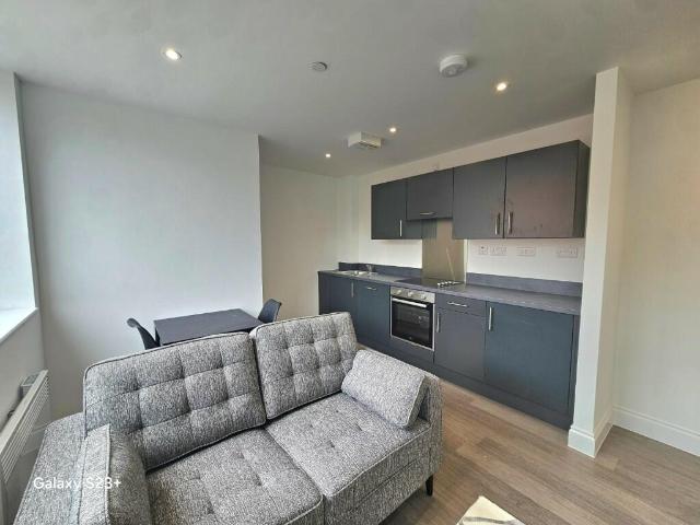 1 bedroom apartment for rent in George House, George Street, Wakefield, WF1