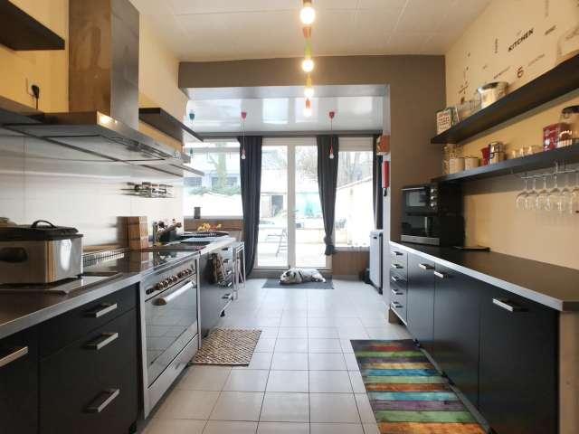 1 bedroom apartment for rent in Globe, Brussels