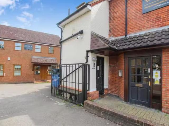 1 bedroom apartment for rent in Hutton Road, Brentwood, Esinte.
