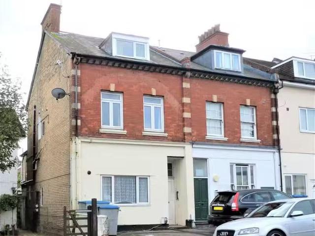 1 bedroom apartment for rent in Holdenhurst Road, Bournemouth.