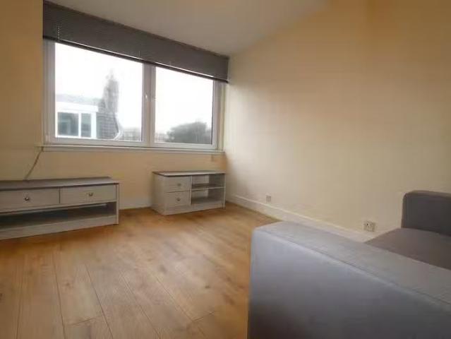 1 bedroom apartment for rent in Jackson Terrace, Top Floor, AB24