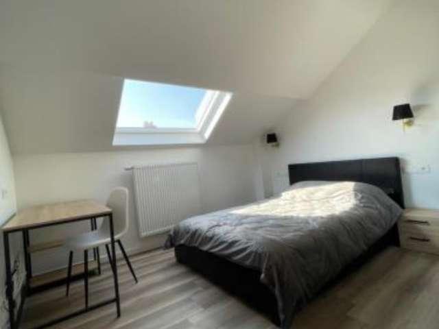 1 bedroom apartment for rent in Kuregem Bara, Brussels