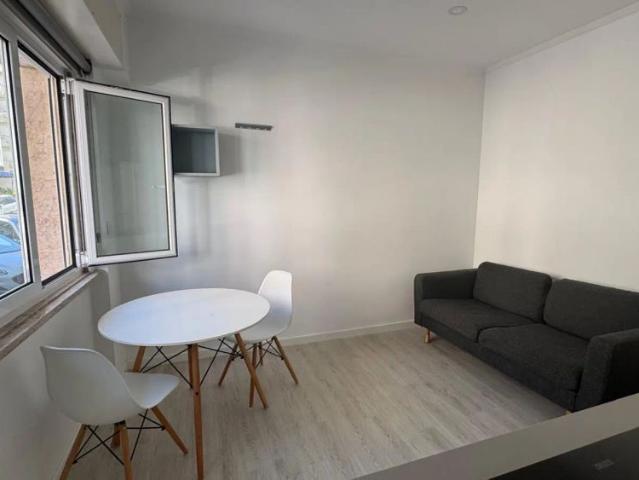 1 bedroom apartment for rent in Lisbon, all bills included