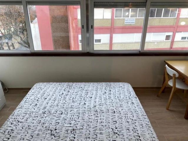 1 bedroom apartment for rent in Lisbon, all bills included