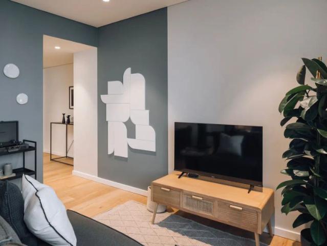 1 bedroom apartment for rent in Lisbon, ideal for professionals and students, couples allowed