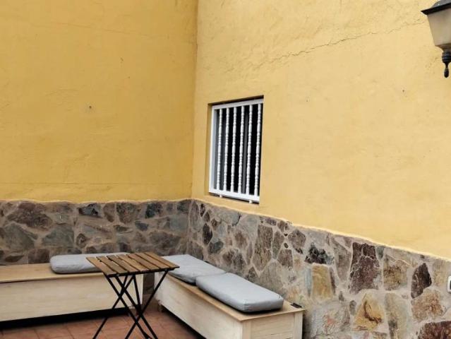 1 bedroom apartment for rent in Puerto del Rosario, bills included