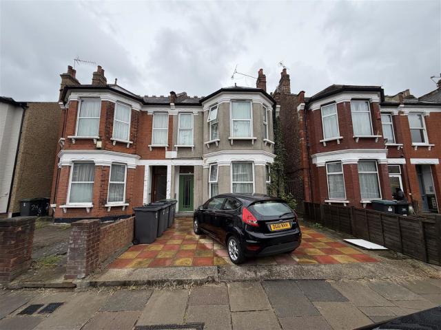 1 bedroom apartment for rent in Palmerston Road, Bowes Park, N22