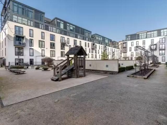 1 bedroom apartment for rent in Palladian, Victoria Bridge Roa.