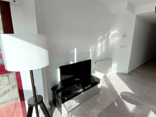 1 bedroom apartment for rent in Patraix, all bills included and perfect for professionals