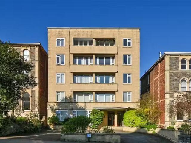 1 bedroom apartment for rent in Pembroke Road, Clifton, Bristo.