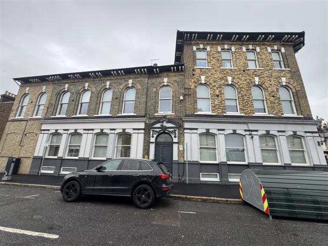 1 bedroom apartment for rent in Portway, Stratford, E15