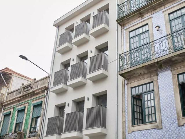 1 bedroom apartment for rent in Porto, bills included
