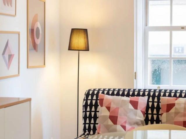 1 bedroom apartment for rent in Porto, bills included
