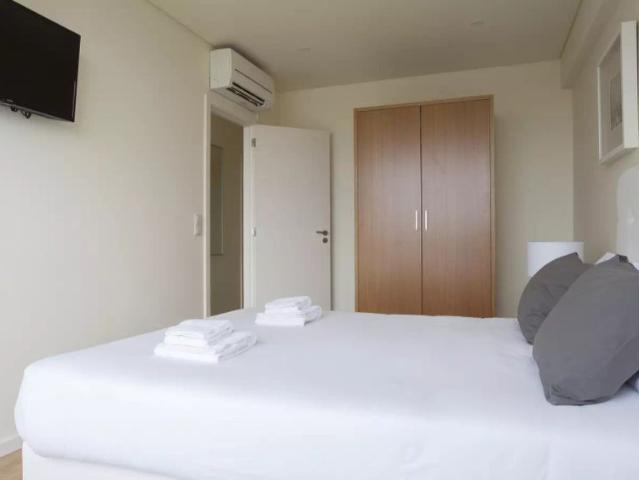 1 bedroom apartment for rent in Porto, bills included