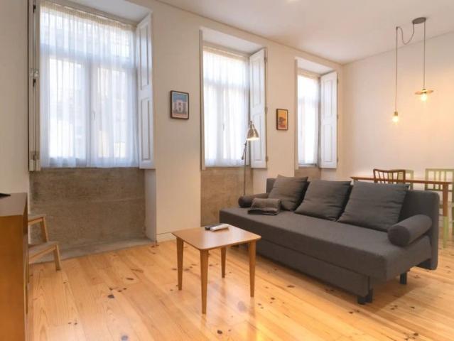 1 bedroom apartment for rent in Porto