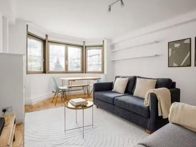 1 bedroom apartment for rent in Portsoken Street, London, E1