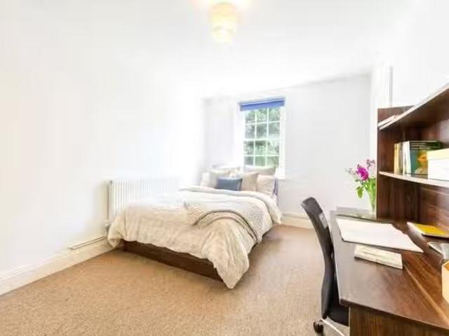 1 bedroom apartment for rent in St Michaels Hill, Kingsdown, B.