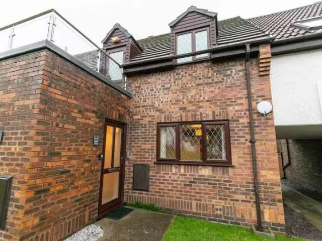 1 bedroom apartment for rent in Saddle Mews, Douglas, IM2
