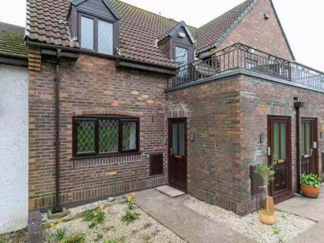 1 bedroom apartment for rent in Saddle Mews, Douglas, Isle of.