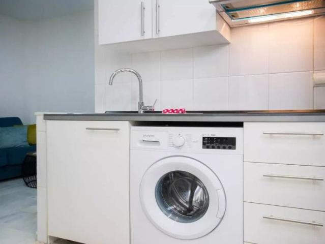 1 bedroom apartment for rent in San Felipe Neri, bills included