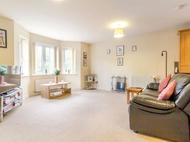 1 Bedroom Apartment for rent in Sheraton Court, Armthorpe Road, Doncaster
