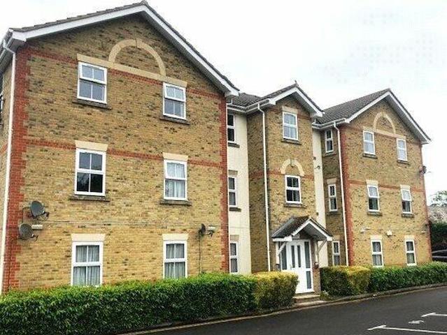 1 Bedroom Apartment For Rent In Sittingbourne, Kent