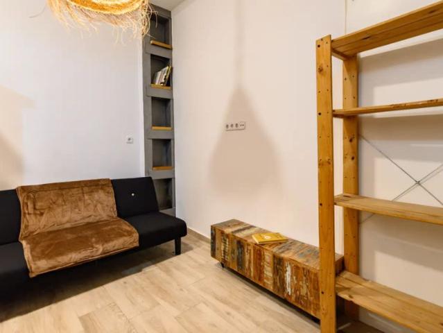 1 bedroom apartment for rent in Sol, all bills included