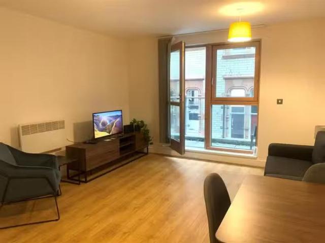 1 bedroom apartment for rent in Temple House, 24 Temple Street.