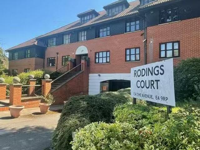 1 bedroom apartment for rent in The Avenue, London, E4