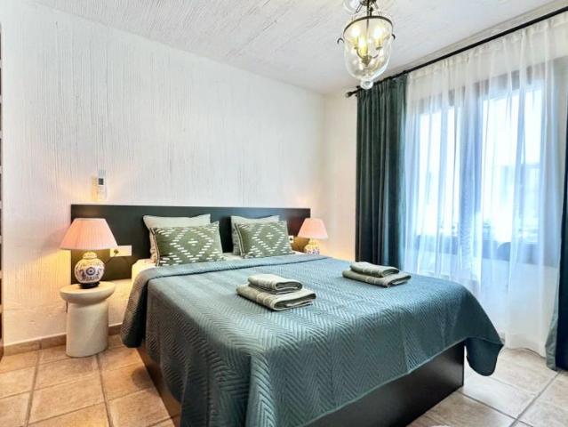 1 bedroom apartment for rent in Torremolinos, Malaga, perfect for males, professionals, students, and couples