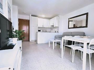 1 bedroom apartment for rent in Torrox, all bills included