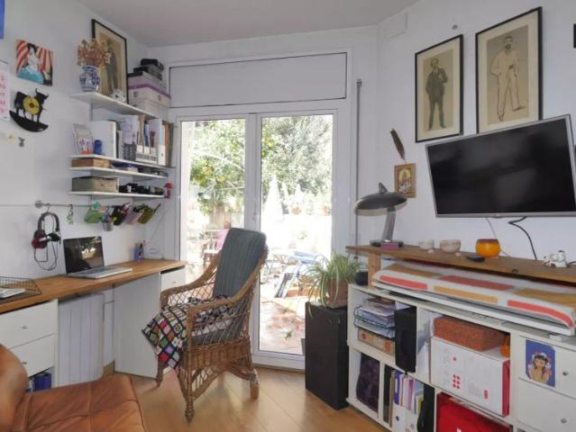 1 bedroom apartment for rent in Vila de Gràcia, professionals allowed