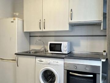 1 bedroom apartment for rent in Vista Alegre, Madrid