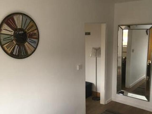 1 Bedroom Apartment For Rent In Watford, Hertfordshire