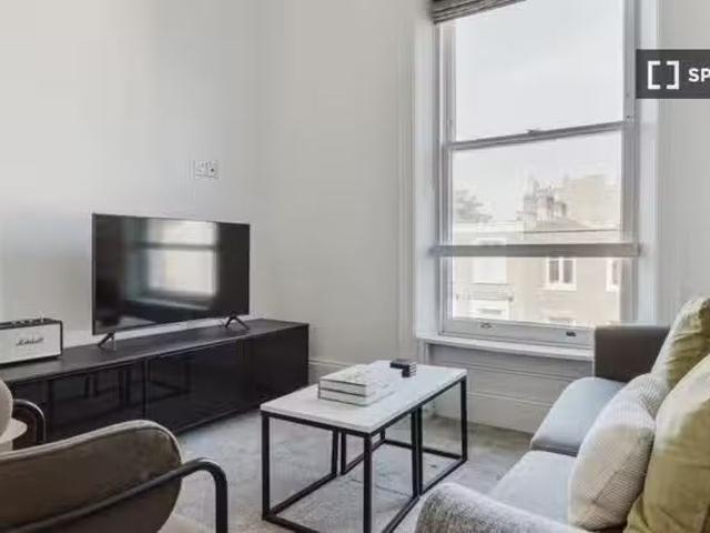 1 bedroom apartment for rent in West Kensington, London